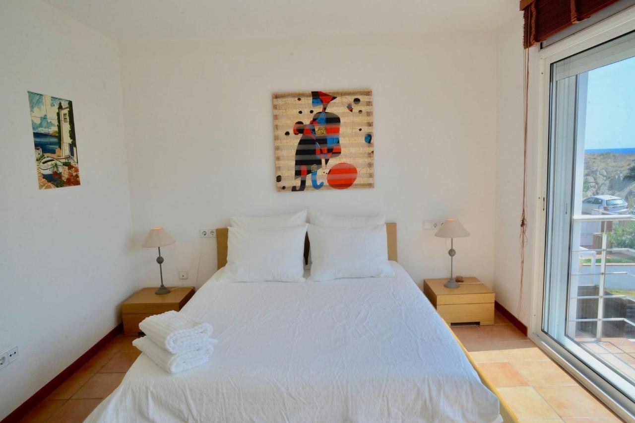Beachfront Duplex With Terrace And Sea Views - Cadaques Exterior photo